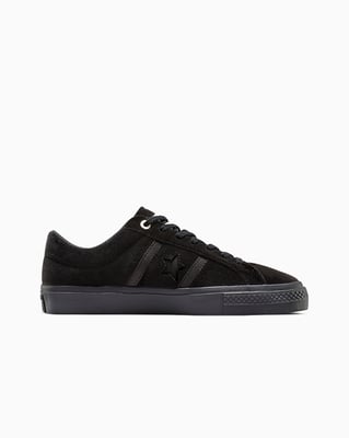 Converse One Star Academy Pro x UNDEFEATED A12131C 01