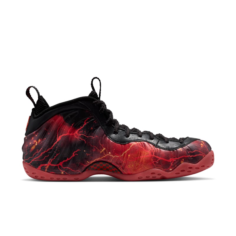 Nike Air Foamposite One x Stranger Things IR7336-001 03