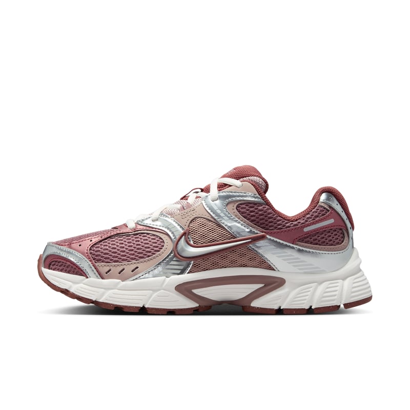 Nike V5 RNR HQ7901-200 01