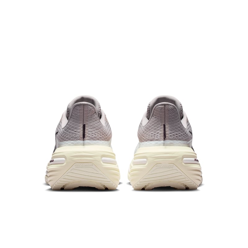 Nike Winflo 12 Laufschuhe "College Grey & Coconut Milk" | Herren | Laufen | 06 | SPORTSHOWROOM