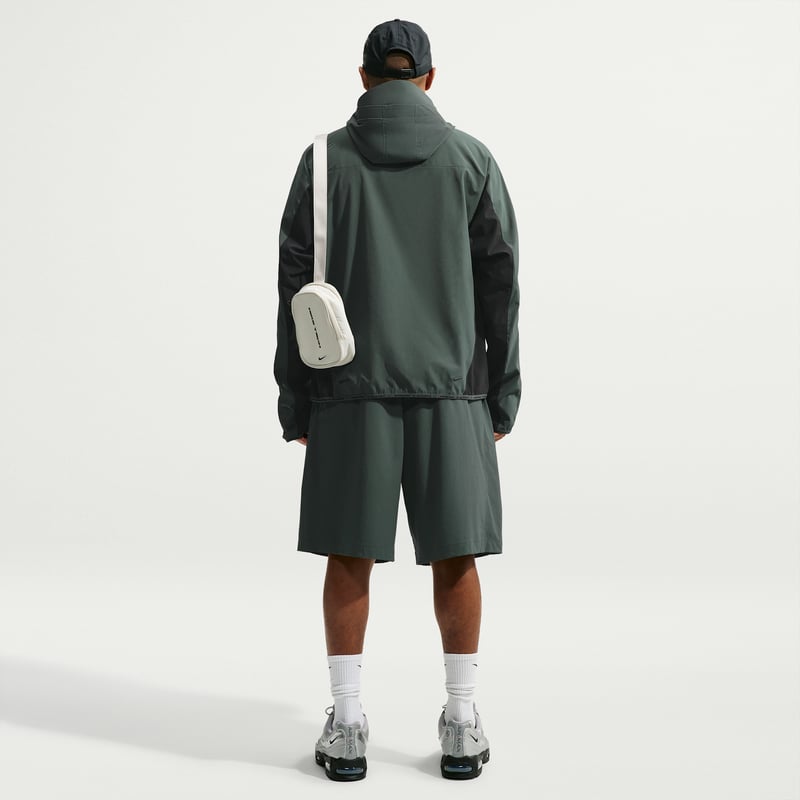 Kurtka Nike Tech Helios Dri-FIT Shell "Camo Green & Black" | Mezczyzni | | 04 | SPORTSHOWROOM