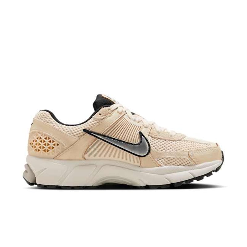 Nike Zoom Vomero 5 FN6742-200 03