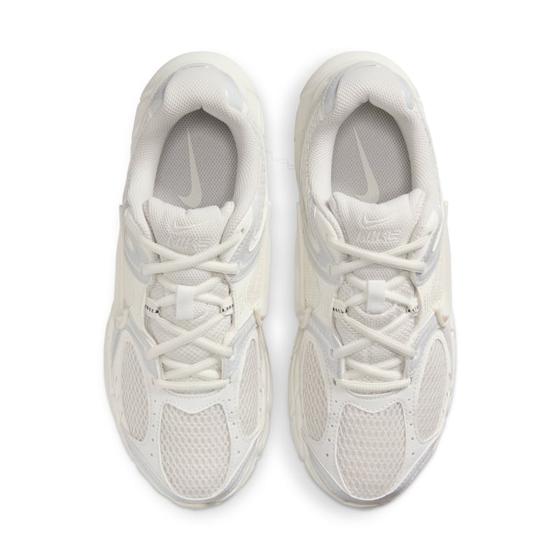 Sneakersy Nike V5 RNR "Phantom & Sail" | Kobiety | Sportstyle | 04 | SPORTSHOWROOM