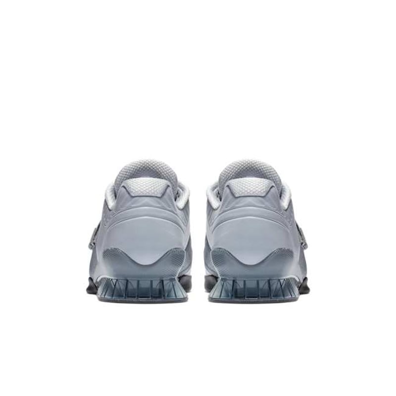 Nike Romaleos 3 XD AO7987-010 06
