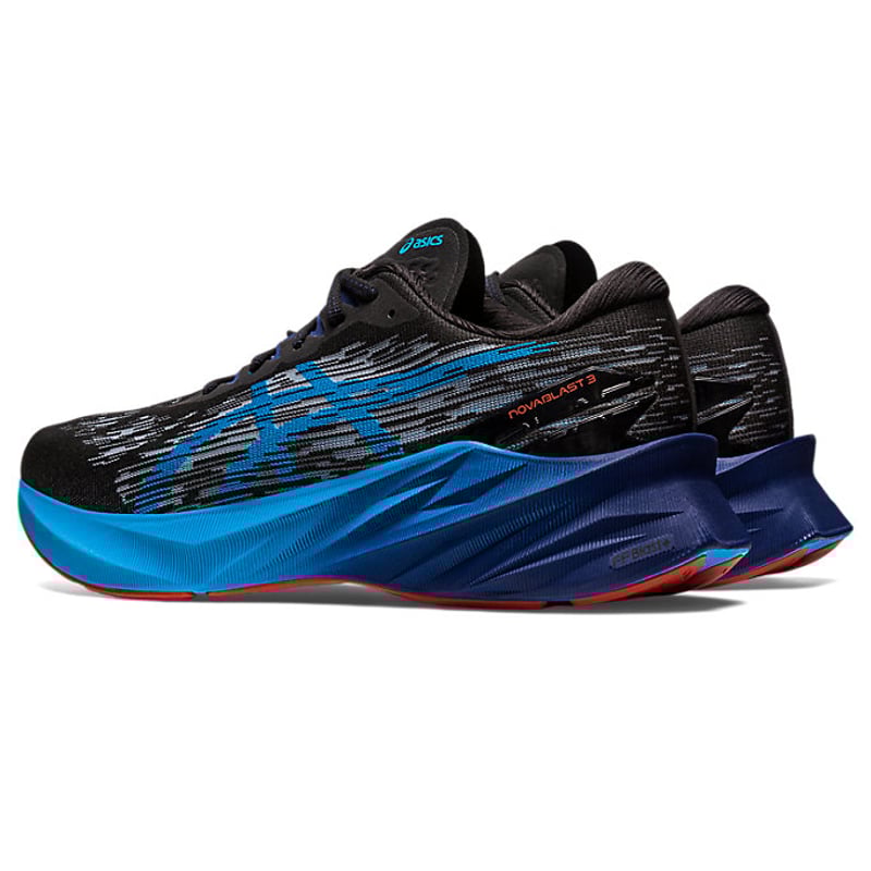 ASICS Novablast 3 1011B458-004 03