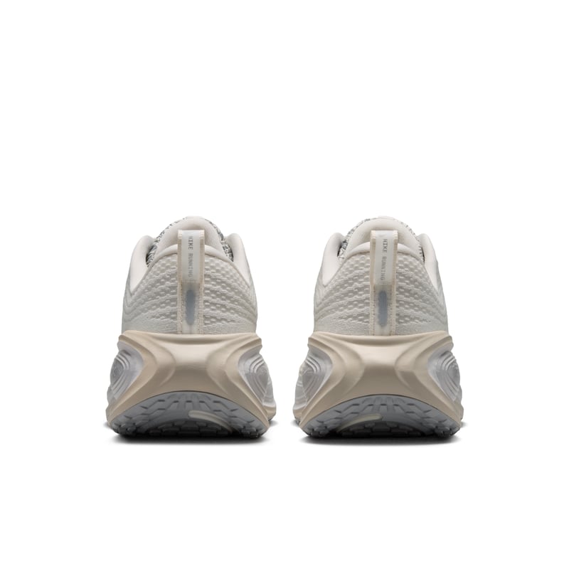 Nike Vomero Plus SE IM8331-001 06