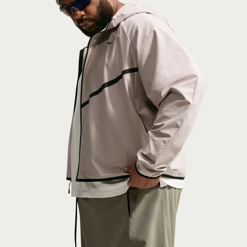 Spodnie Nike Tech Helios Dri-FIT "Light Army" | Mezczyzni | | 10 | SPORTSHOWROOM