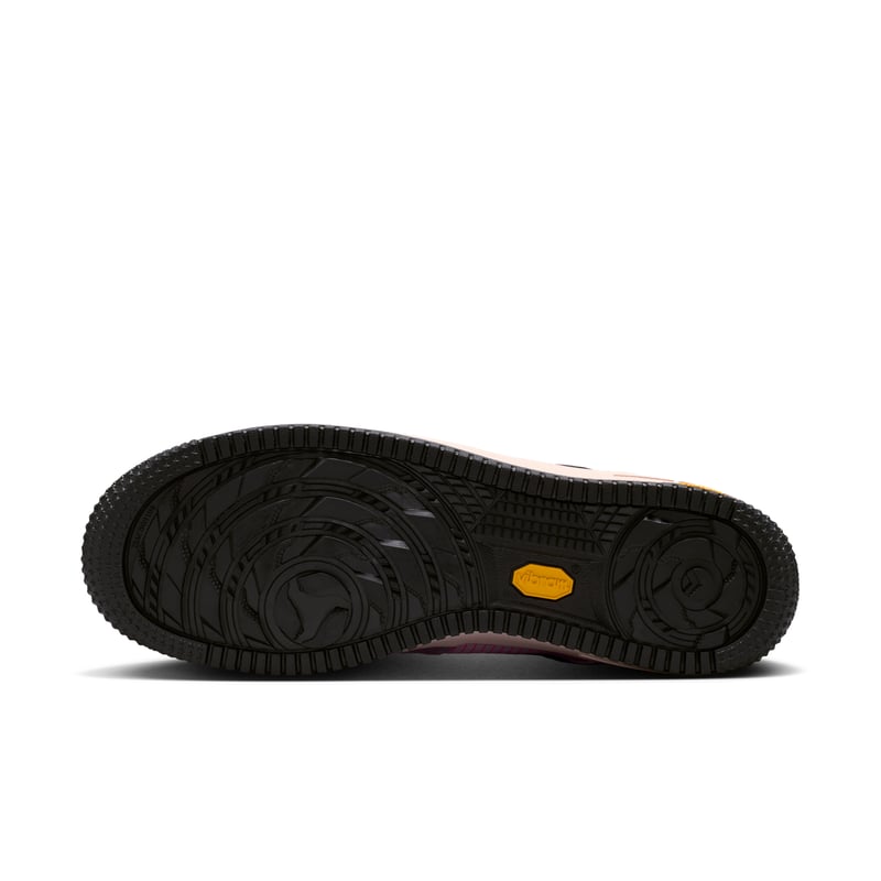 Zapatillas Nike Air Force 1 '07 LX Vibram "Silt Red & Black" | Hombre | Estilo deportivo | 01 | SPORTSHOWROOM