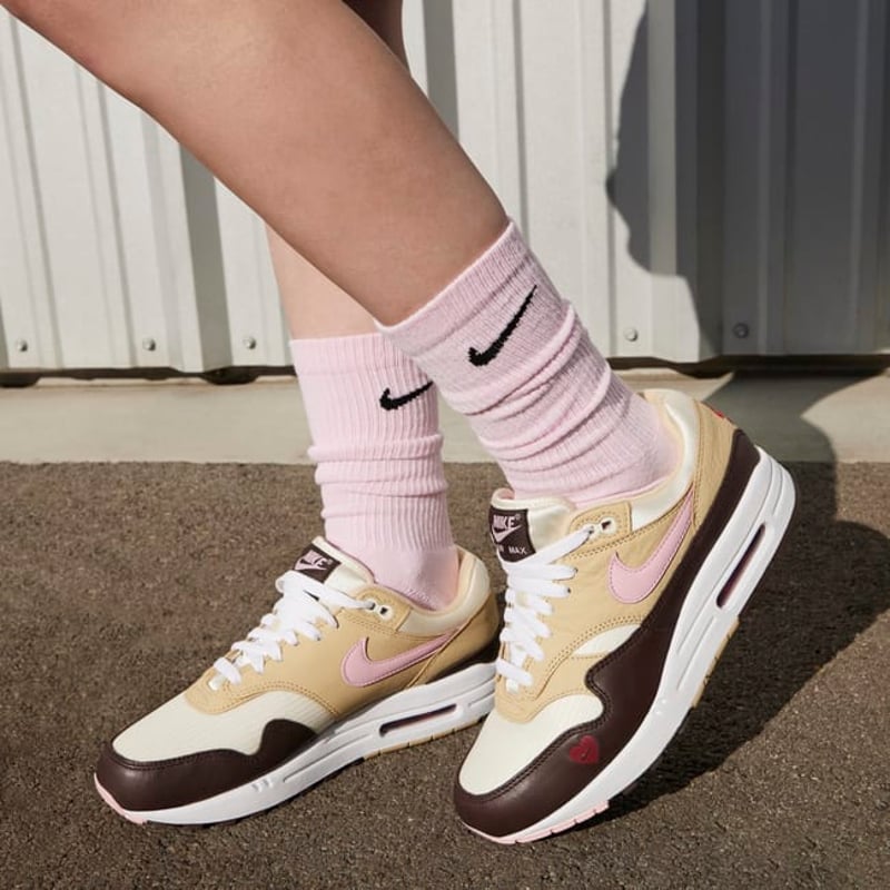 Nike Air Max 1 '87 FZ4346-200 02