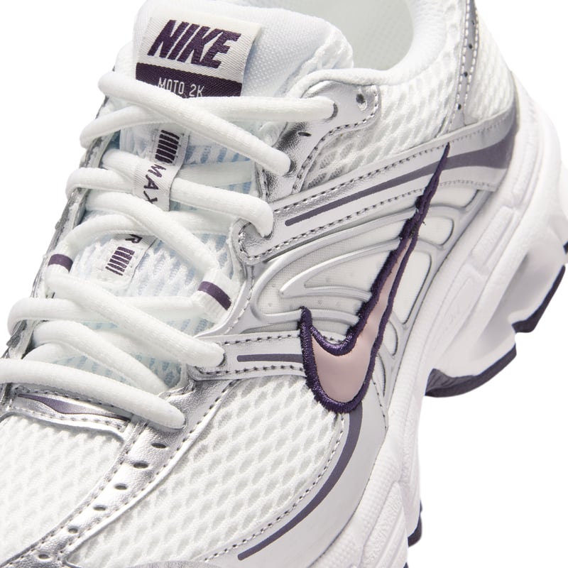 Nike Air Max Moto 2K IQ9430-100 07