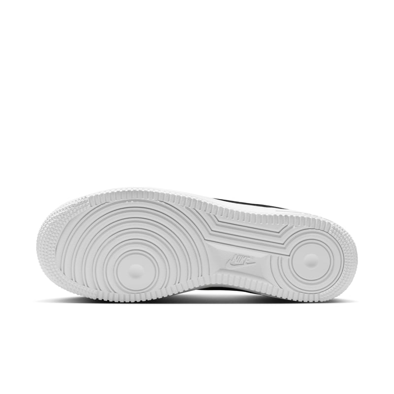 Zapatillas Nike Air Force 1 '07 SE "Black & White" | Mujer | Estilo deportivo | 01 | SPORTSHOWROOM