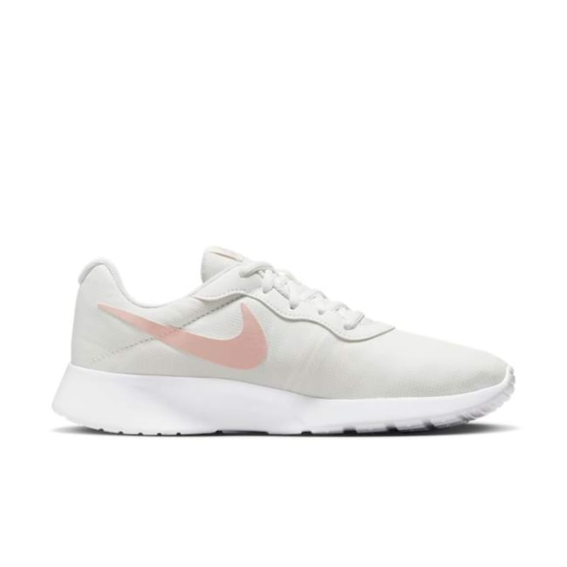 Nike Tanjun Refine DR4495-101 03