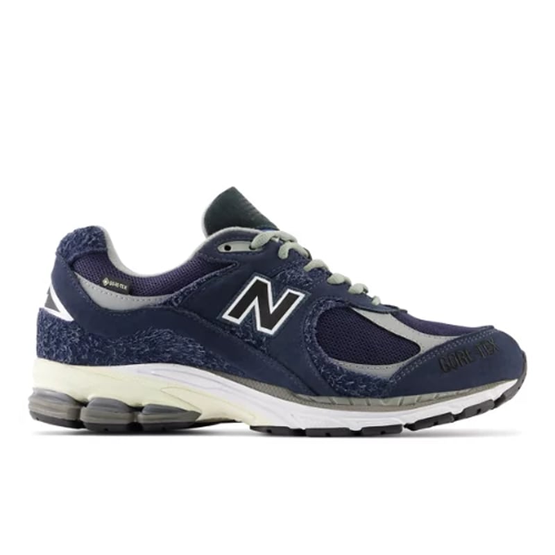 New Balance 2002R Invincible x N.Hoolywood GORE-TEX M2002RXH 01