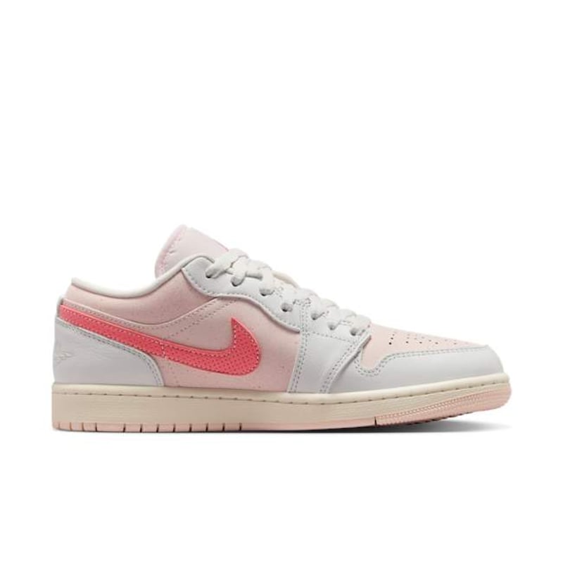 Jordan 1 Low SE IB8156-133 03