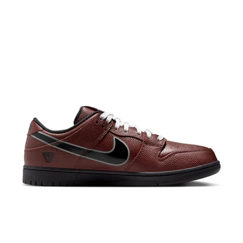 Nike SB Dunk Low Pro x Limosine Skateboards HJ4131-200 03