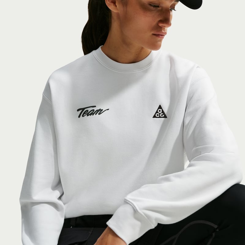 Nike ACG "Tuff Fleece" Crew-Neck Sweater "Summit White" | Women | | 03 | SPORTSHOWROOM