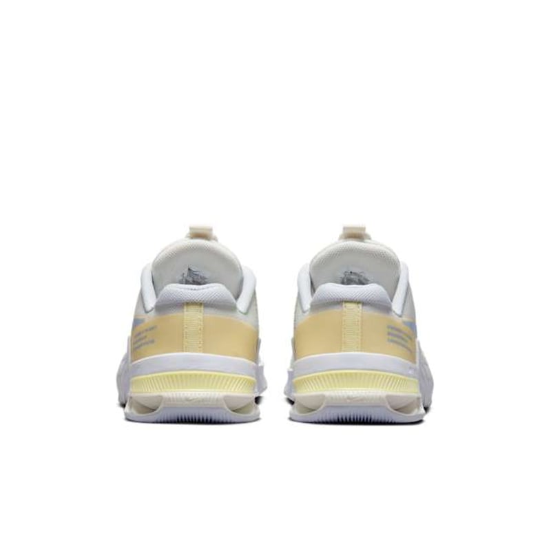 Nike Metcon 8 FD0795-500 06