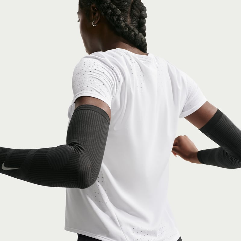 Nike AeroSwift Dri-FIT ADV Shirt "White" | Damen | Laufen | 02 | SPORTSHOWROOM