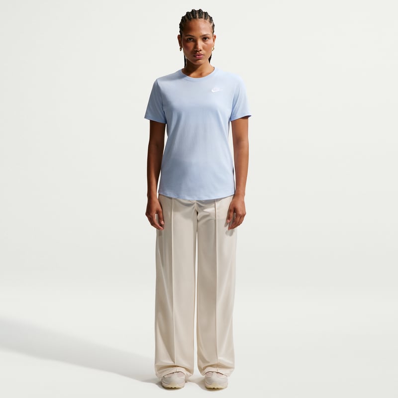 Nike Club Essentials DX7902-407 04
