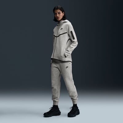 Nike Tech Fleece Mid-Rise HV6779-063 01