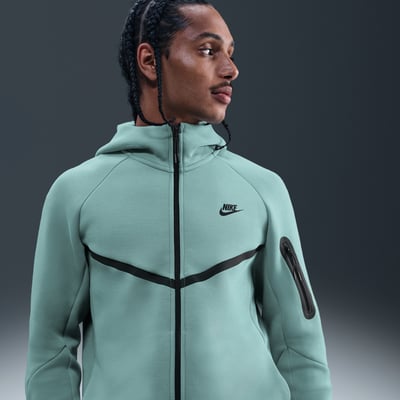 Nike Tech Fleece Windrunner HV0949-017 01