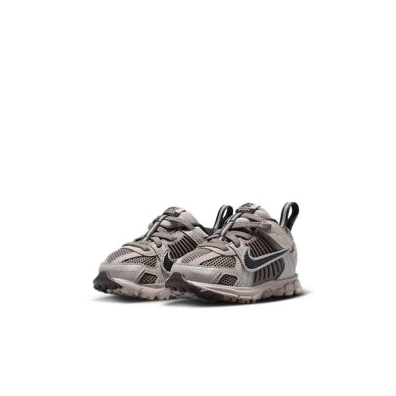 Nike Vomero 5 HF7000-010 05