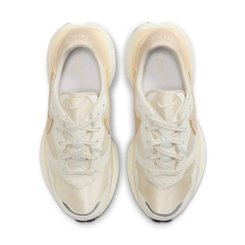Nike Phoenix Waffle FD2196-104 04