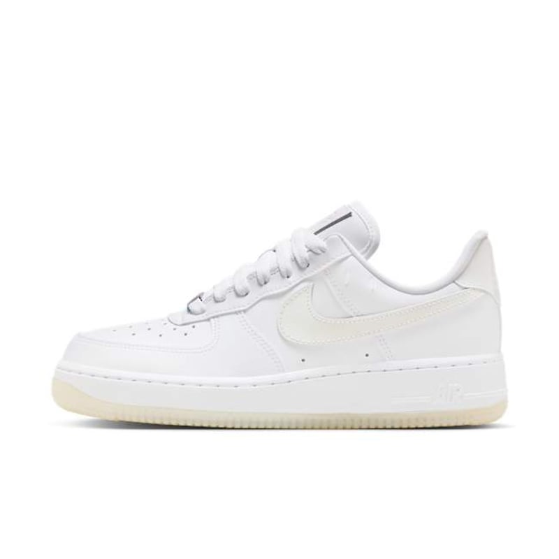 Nike Air Force 1 '07 LX FZ5531-111 01