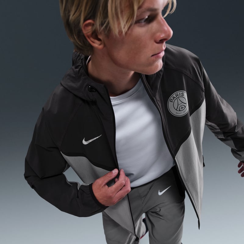 Nike Paris Saint-Germain Tech Woven Windrunner HQ4981-060 03