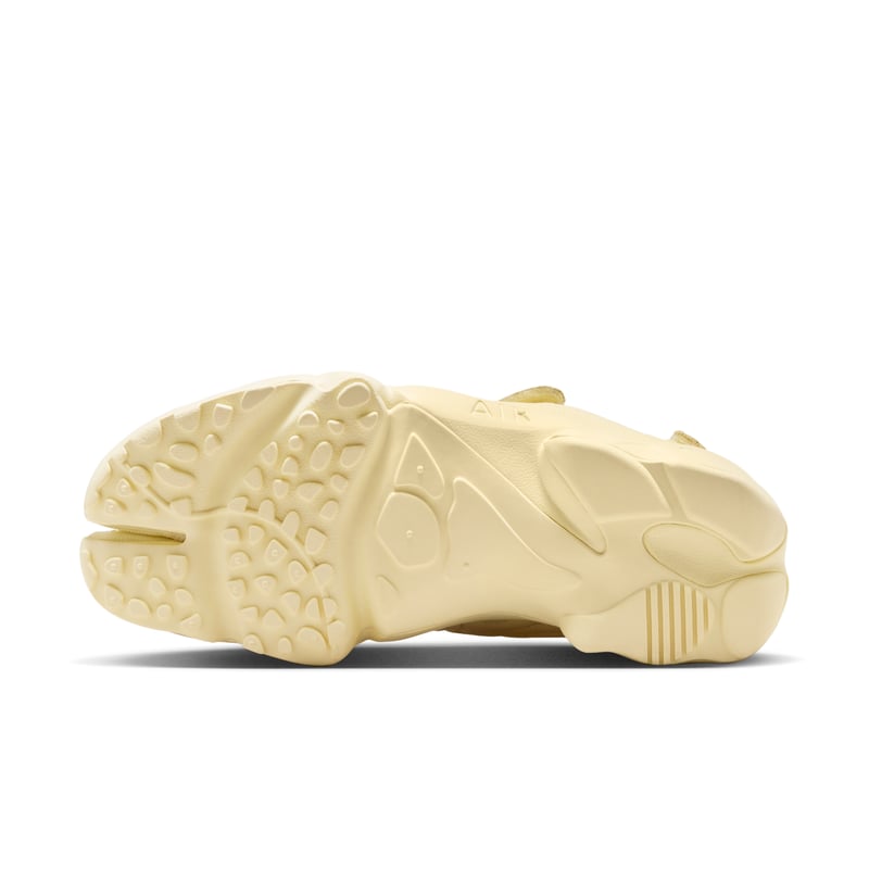 Nike Air Rift IV6058-700 02