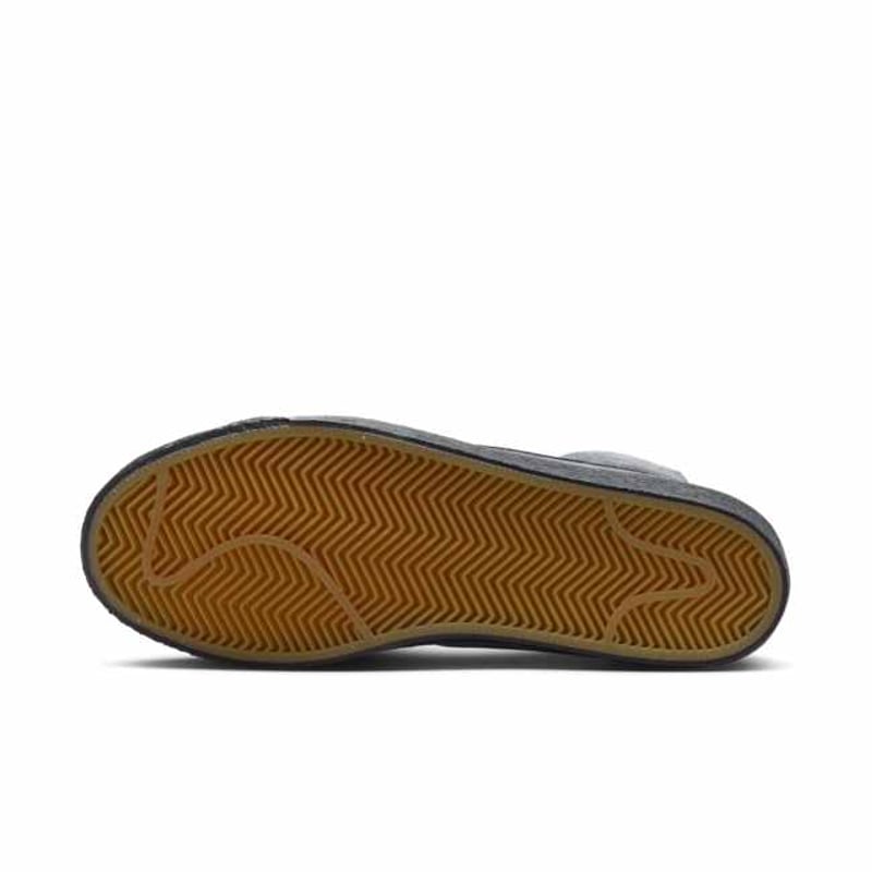 Nike SB Zoom Blazer Mid FD0731-001 02