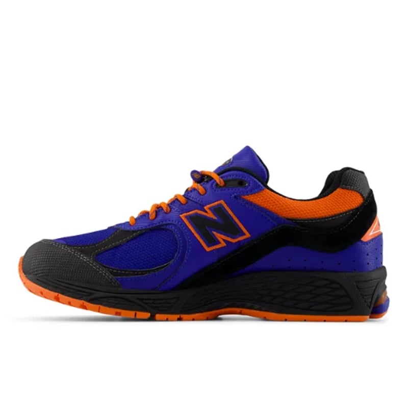 New Balance 2002R GORE-TEX M2002RXN 02
