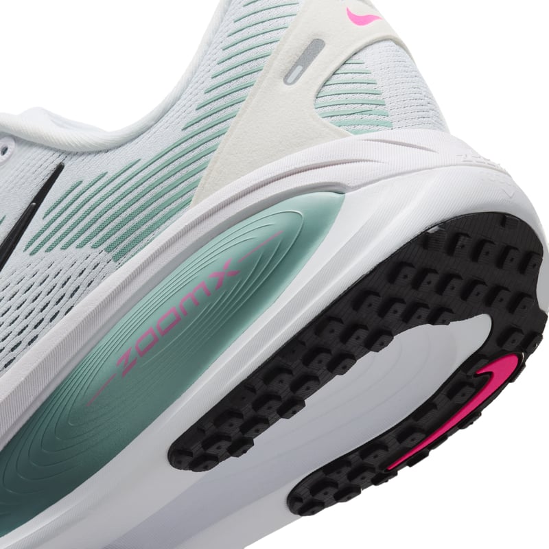 Nike Vomero 18 runners "White & Mineral Slate" | Men | Running | 07 | SPORTSHOWROOM