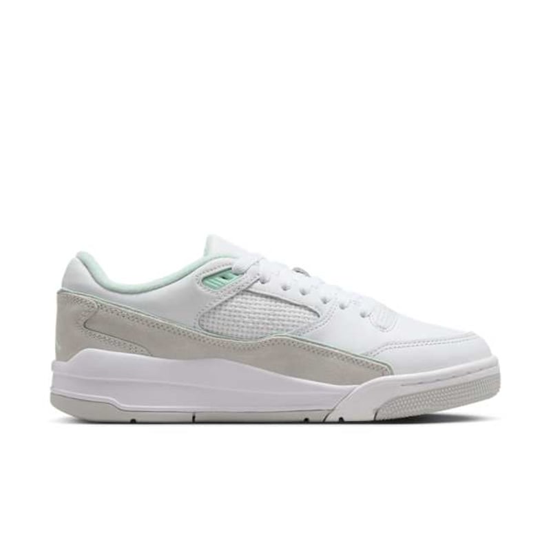 Jordan Flight Court FZ9854-105 03