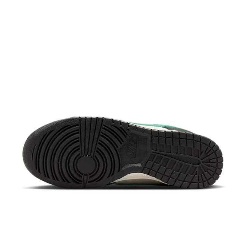 Nike Dunk Low IB4363-133 02