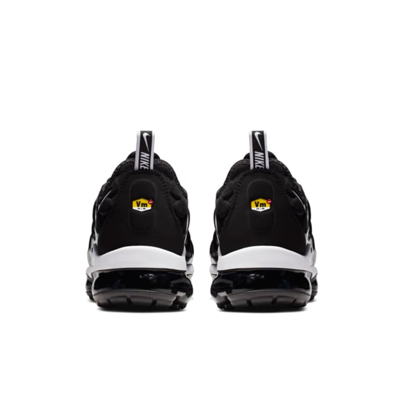 Nike Air VaporMax Plus 924453-011 06