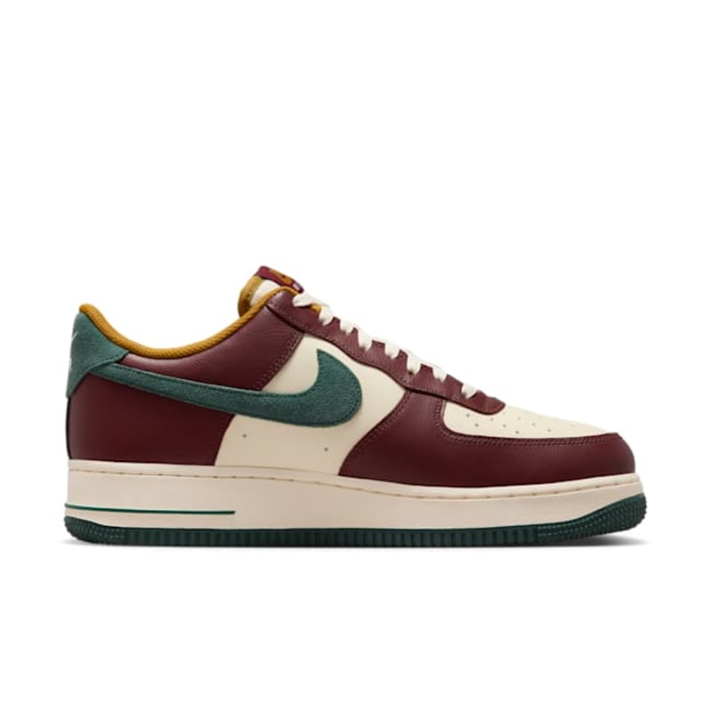 Nike Air Force 1 '07 LV8 HQ3612-113 03