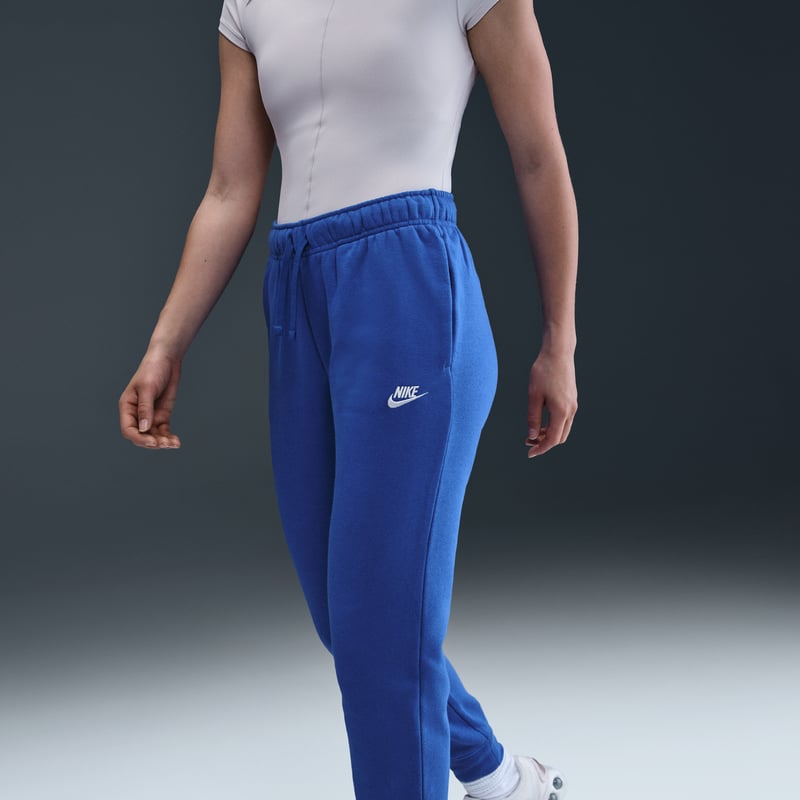 Nike Club Fleece Mid-Rise DQ5191-480 02