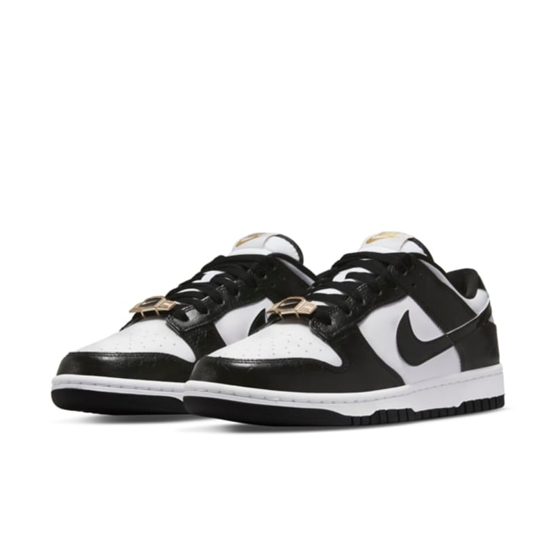 Nike Dunk Low SE DR9511-100 05