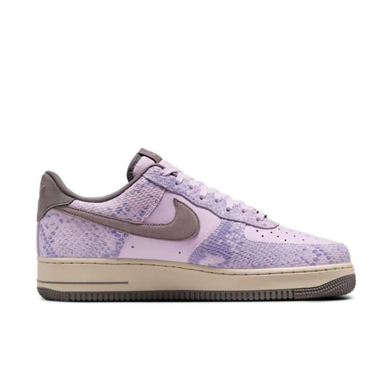 Nike Air Force 1 '07 LV8 HF2898-500 03