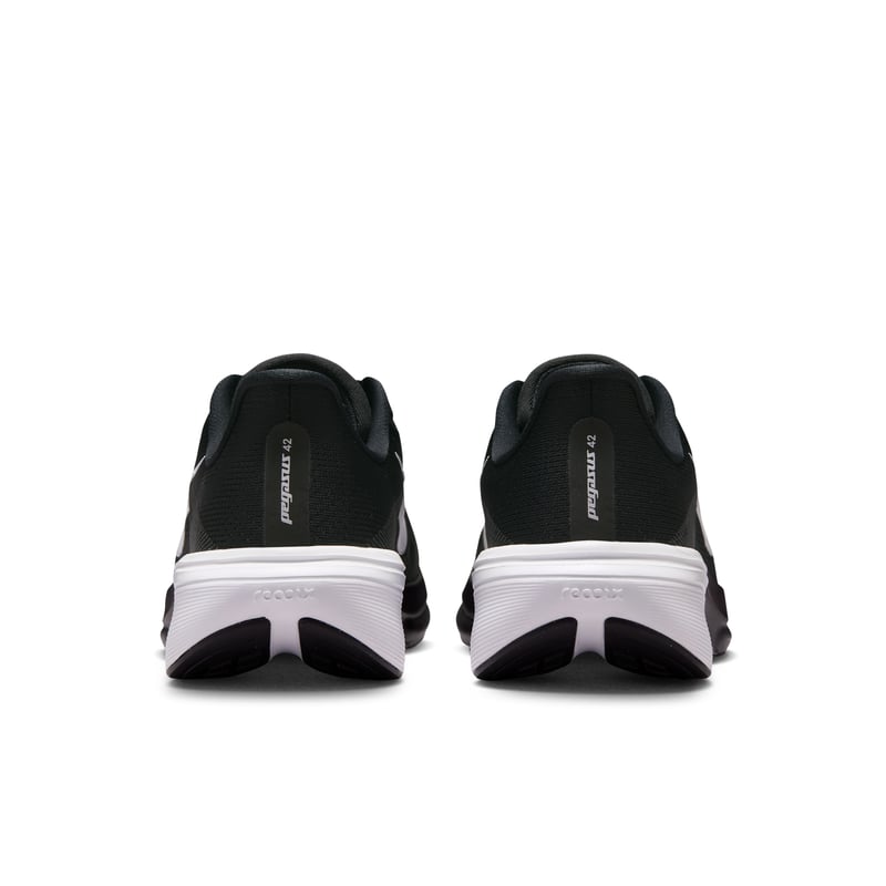 Nike Pegasus 42 hardloopschoenen "Black & Iron Grey" | Dames | Hardlopen | 06 | SPORTSHOWROOM