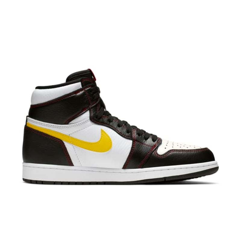 Jordan 1 Retro High OG CD6579-071 03