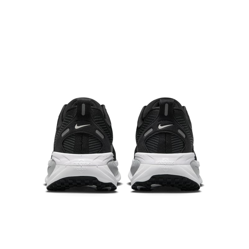 Nike Vomero 18 IB4032-002 06