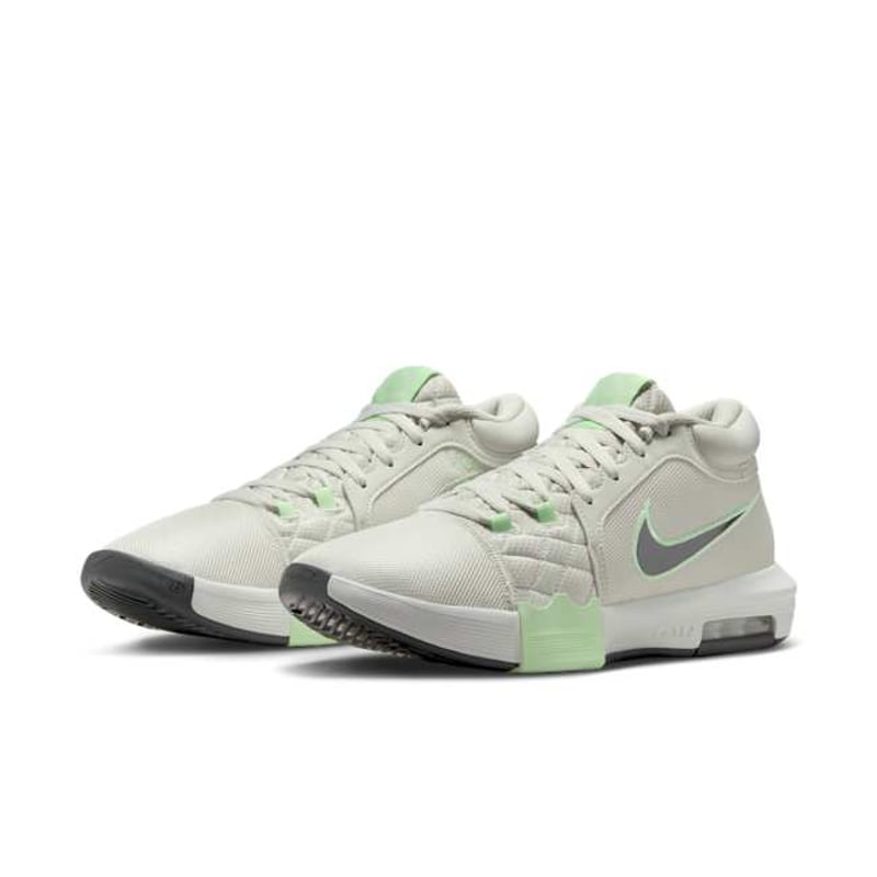 Nike LeBron Witness VIII HQ2139-002 05
