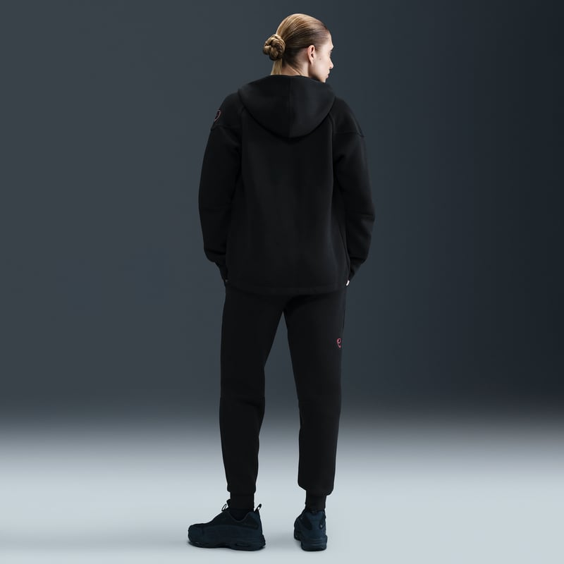 Nike Paris Saint-Germain Tech Fleece Total 90 HQ3883-010 04