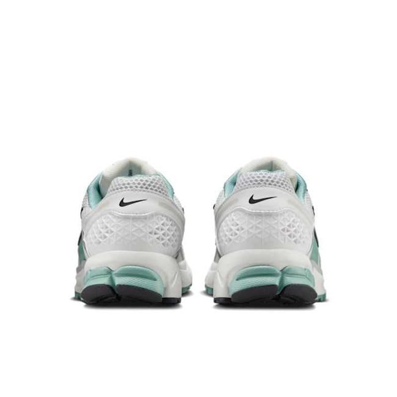 Nike Zoom Vomero 5 HF1877-101 06