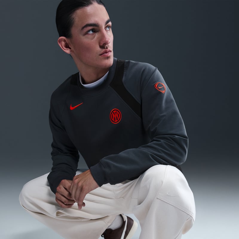 Top Nike Inter Milan Third Total 90 Crew-Neck "Thunder Blue & Safety Orange" | Muškarci | Nogomet & Sportstyle | 03 | SPORTSHOWROOM