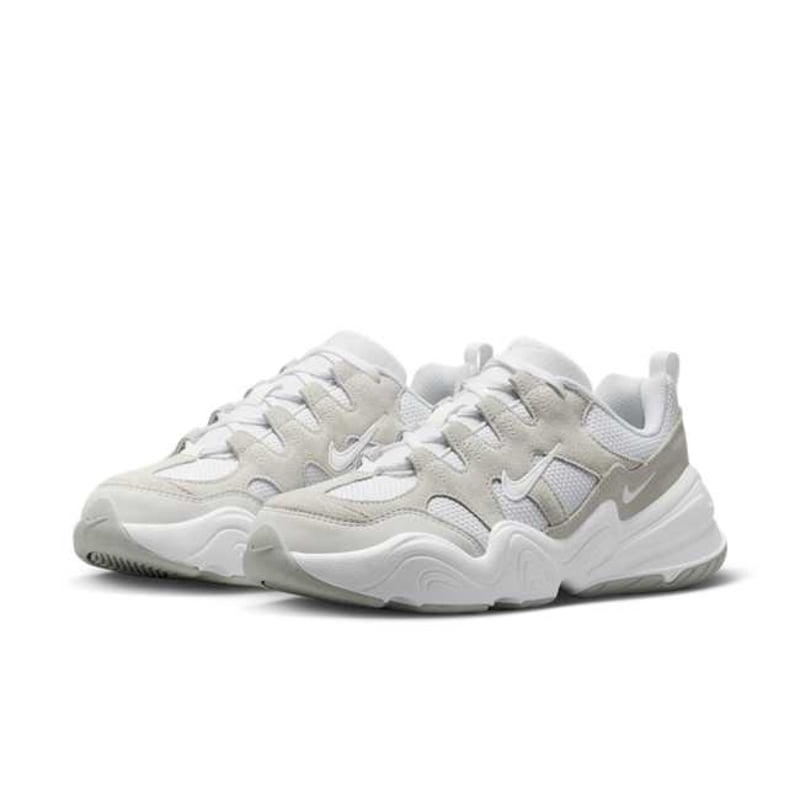Nike Tech Hera DR9761-100 06