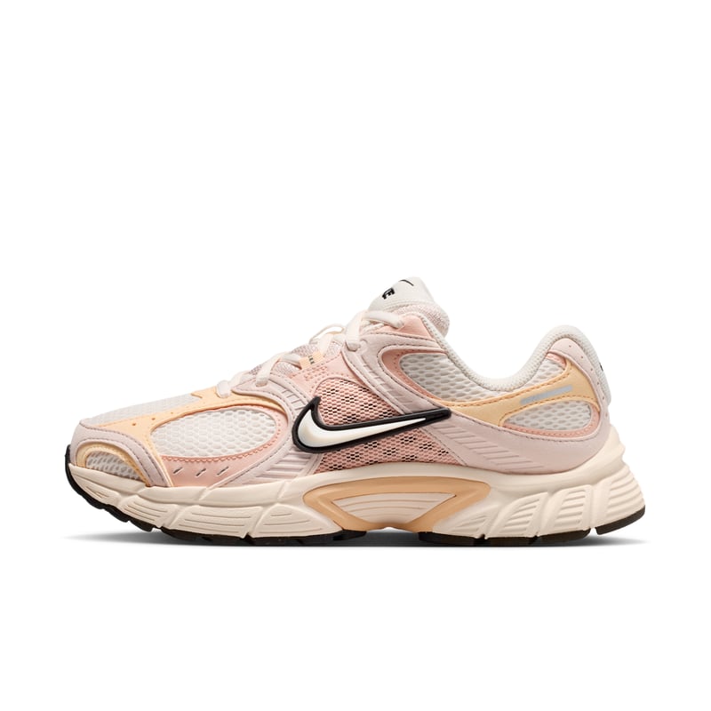 Sneakersy Nike V5 RNR "Chalk & Silt Red" | Kobiety | Sportstyle | 01 | SPORTSHOWROOM