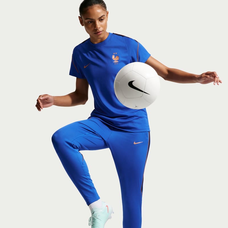 Nike FFF Strike Dri-FIT IB4532-480 03